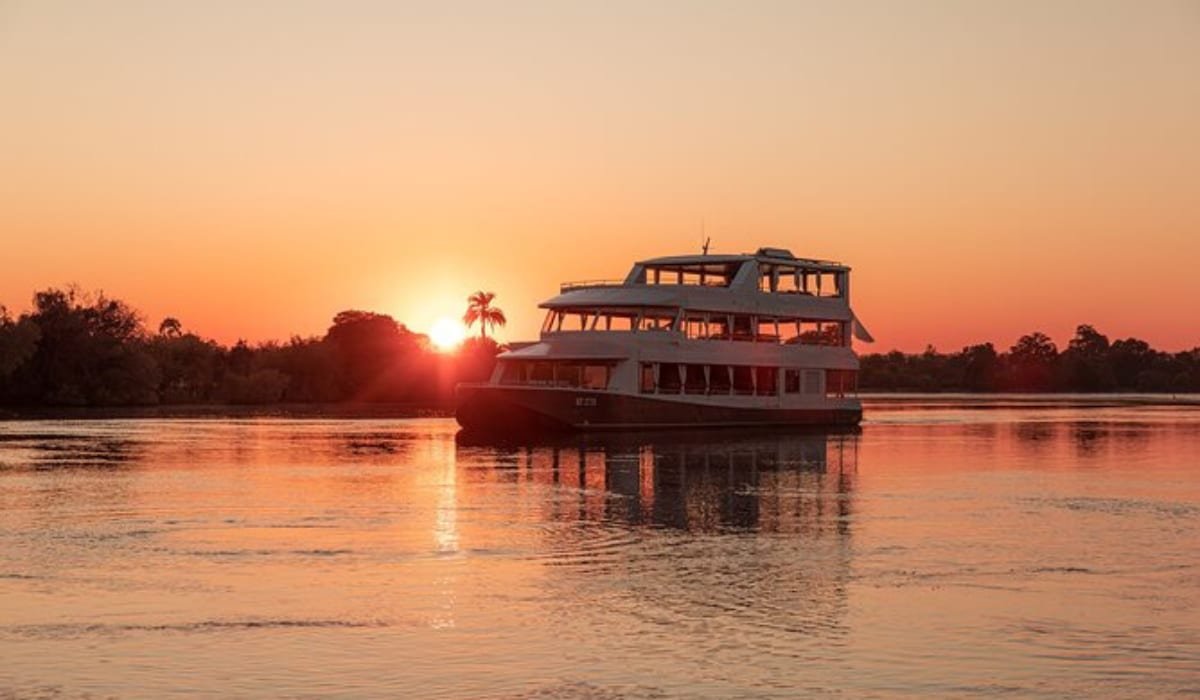 Guests enjoying the luxury Zambezi sunset cruise