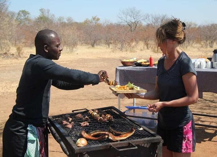  Victoria Falls village tour