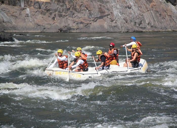  Victoria Falls village tour